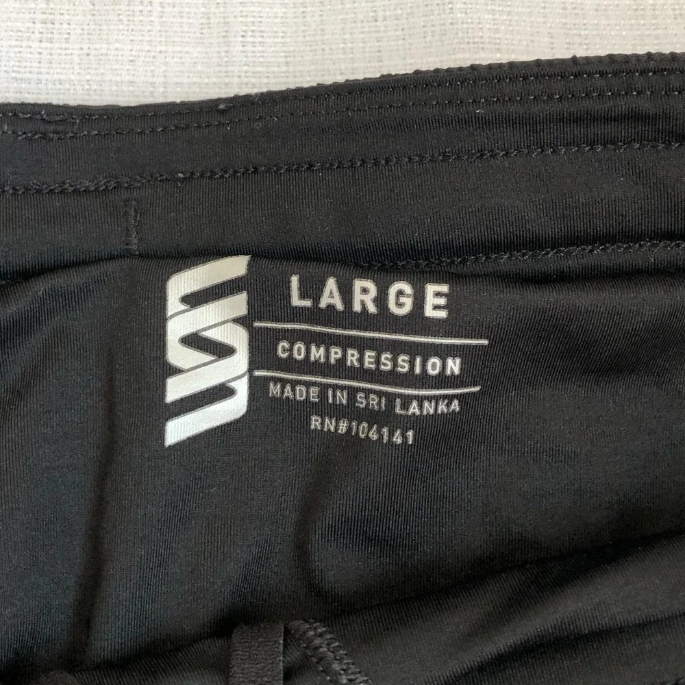 Second Skin Black Compression Lined Workout Athletic Shorts Size Large